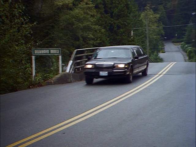 Lincoln Town Car Stretched Limousine