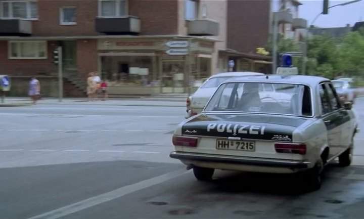 Audi 100 C1