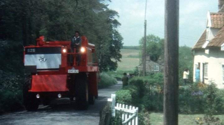 Massey Ferguson 625