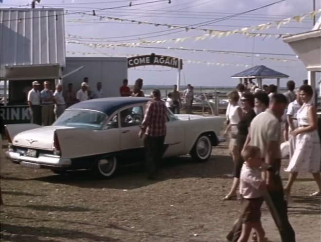 Plymouth Savoy