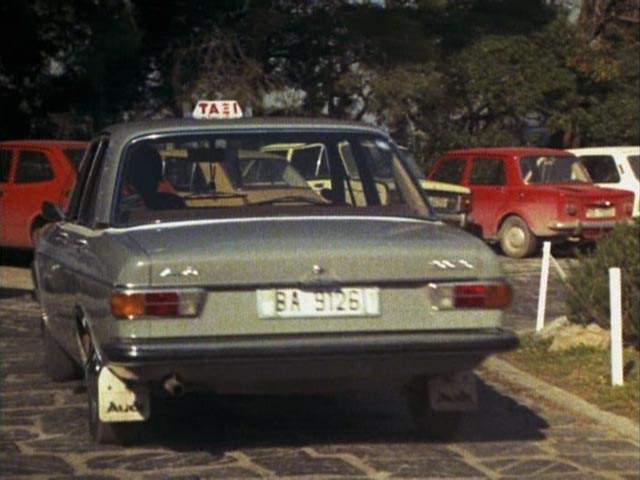 Audi 100 C1