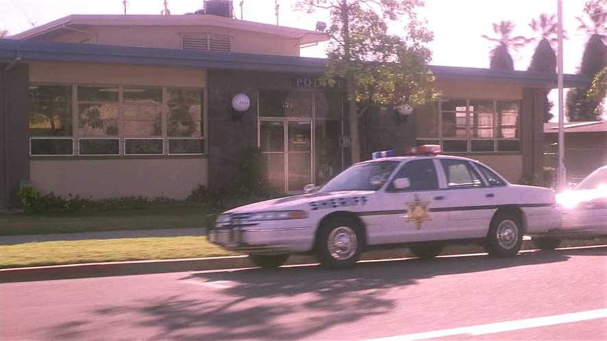 Ford Crown Victoria