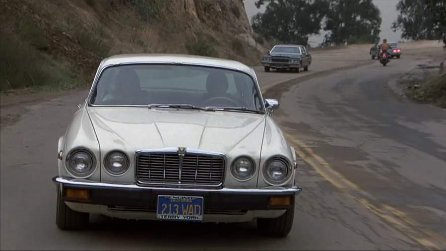 Jaguar XJ6