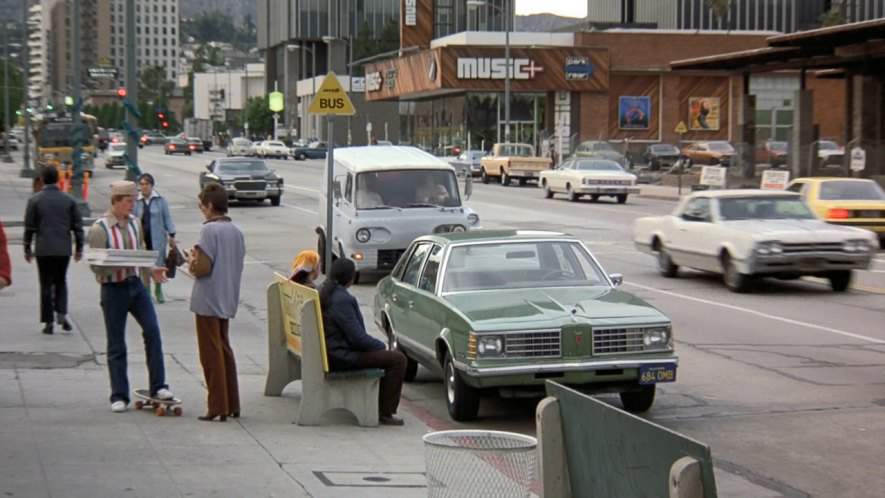 Oldsmobile Cutlass
