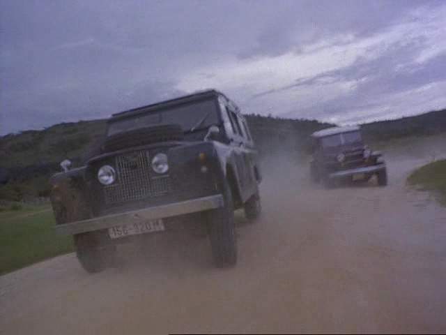 Land-Rover 109'' Series II Station Wagon