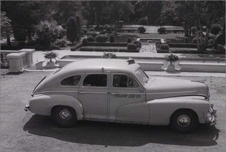 1942 Pontiac Streamliner in The Big Noise