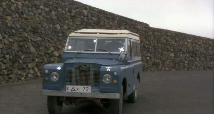 Land-Rover Santana 109'' Series III