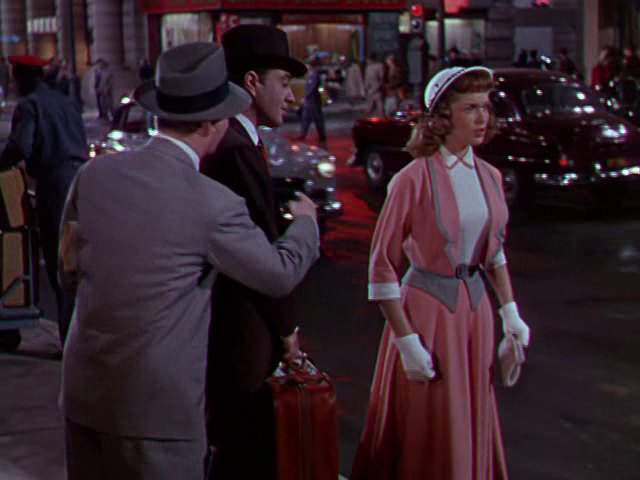 Pontiac Chieftain De Luxe