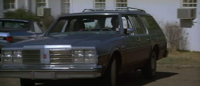 Oldsmobile Custom Cruiser
