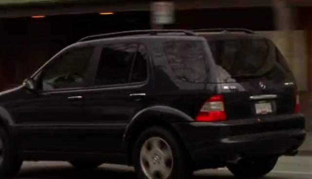 2002 Mercedes-Benz ML 55 AMG W163 in Crossing