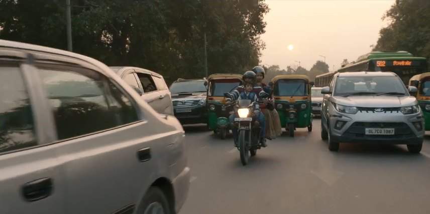 Mahindra KUV 100
