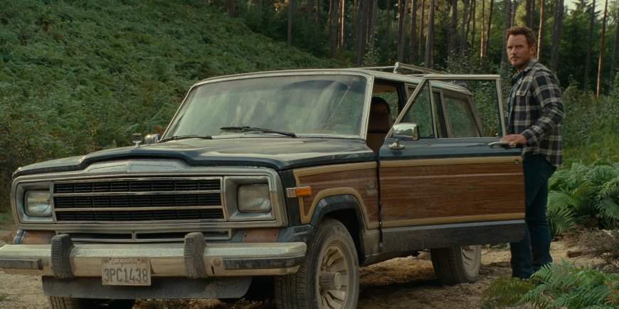 Jeep Grand Wagoneer