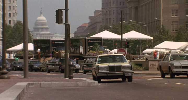 Chrysler New Yorker Fifth Avenue