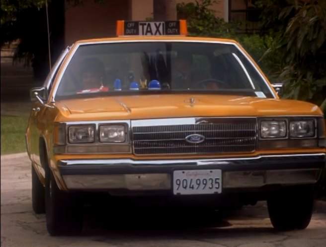 Ford LTD Crown Victoria