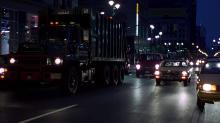 Mack DM-600