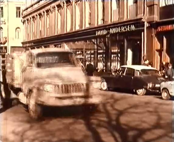 Bedford J2