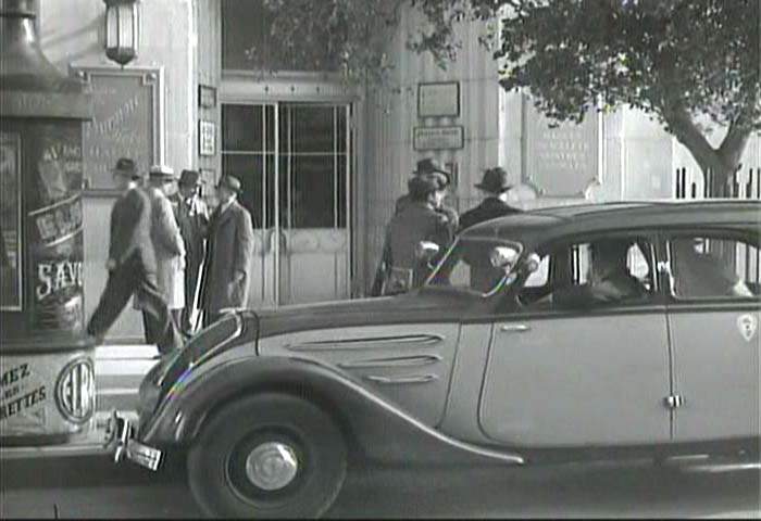 Peugeot 402 L Taxi