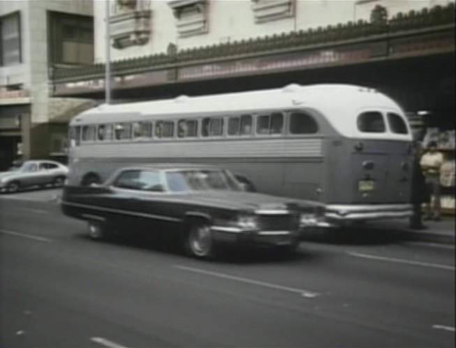 Cadillac Sedan DeVille