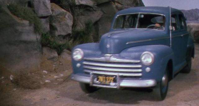 Ford De Luxe