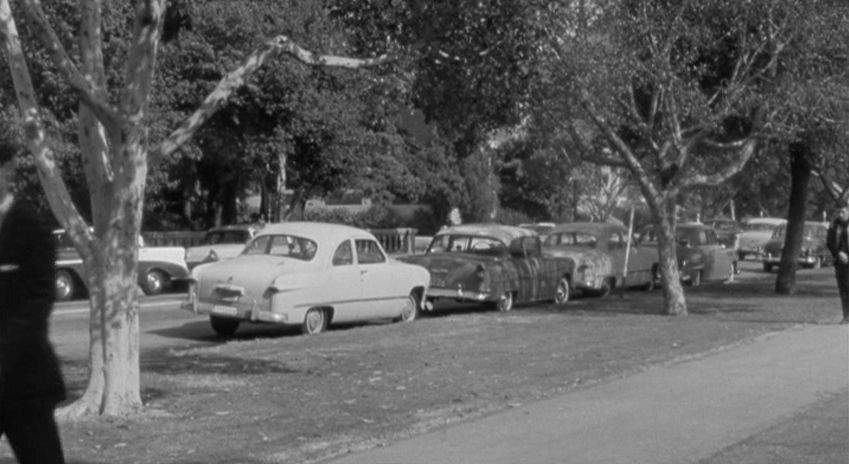 Ford De Luxe