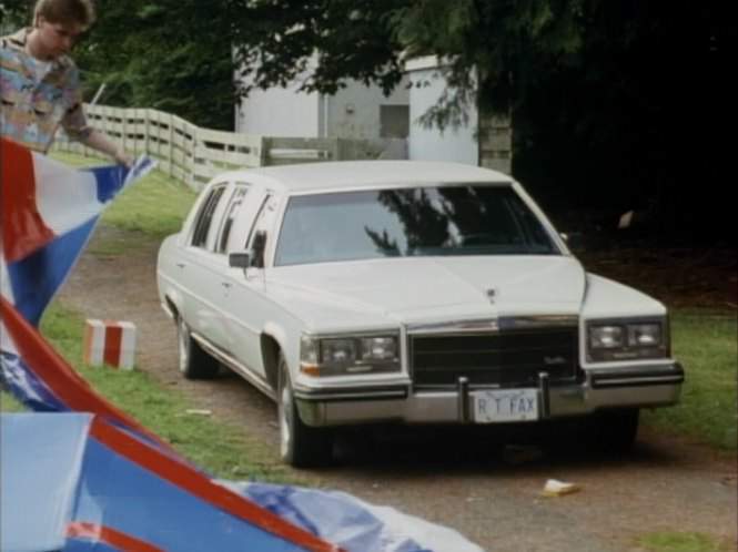 Cadillac Fleetwood Brougham Stretched Limousine