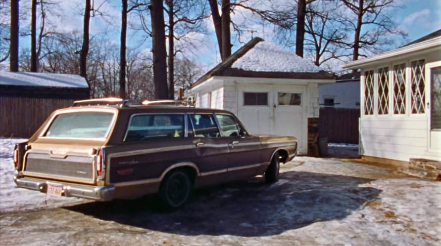 1968 Ford Torino Squire in The Alien Factor