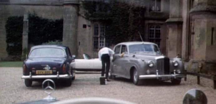 Bristol 410