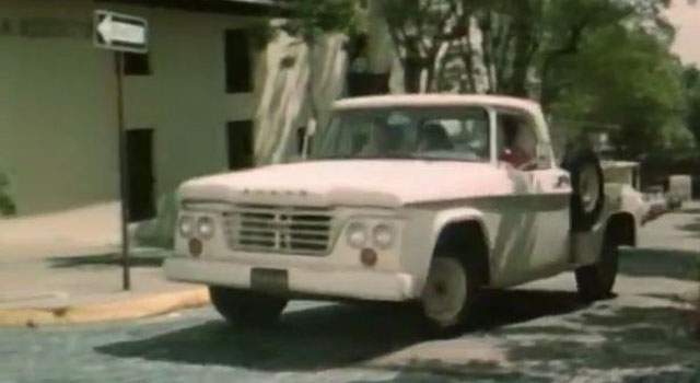 Dodge D-100