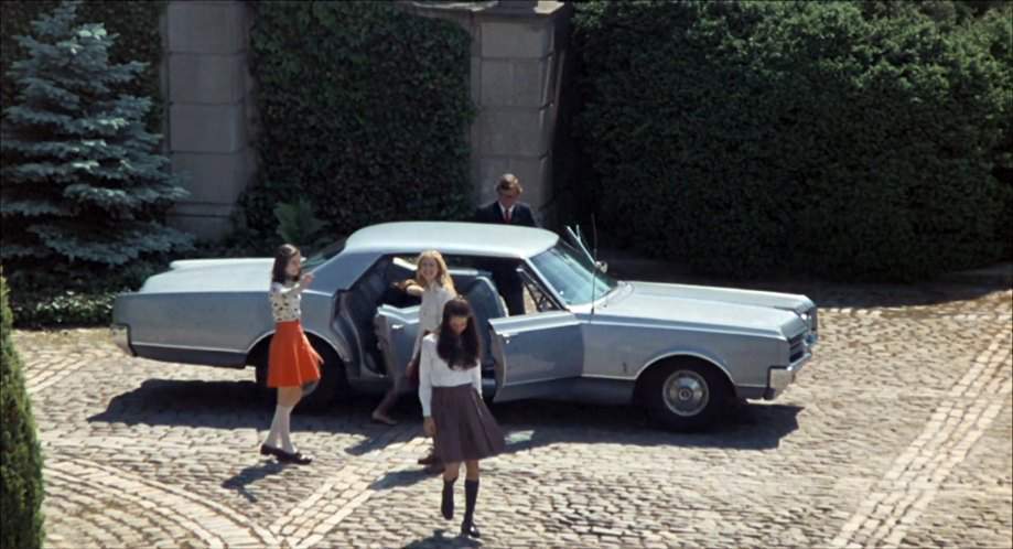 Oldsmobile Dynamic 88