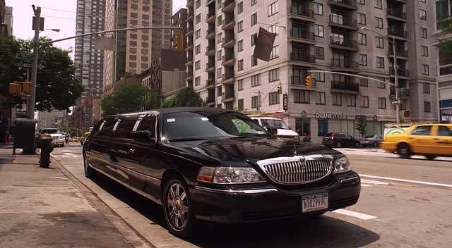 Lincoln Town Car Stretched Limousine