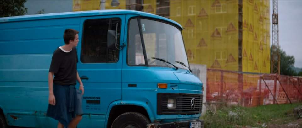 Mercedes-Benz 