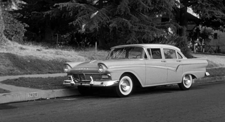 Ford Custom 300