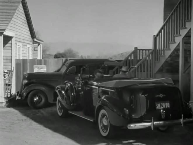 La Fayette Sedan