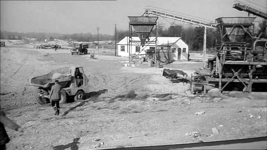 Muir-Hill RD
