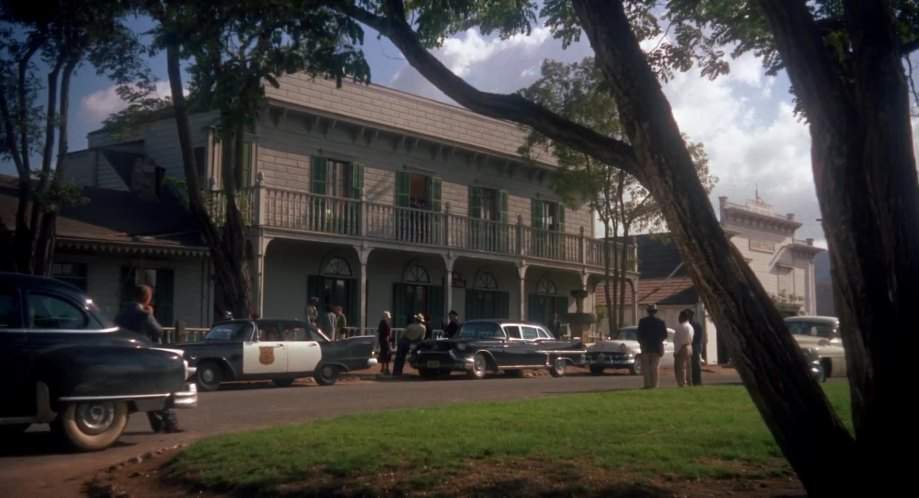 Plymouth Plaza