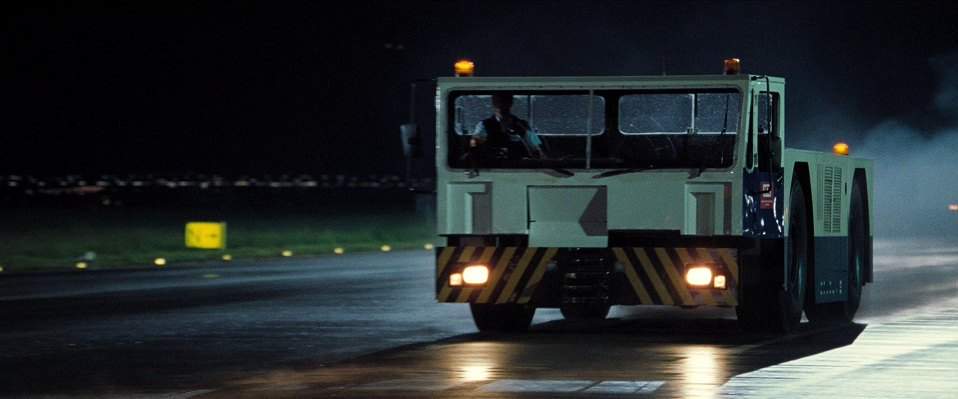 Douglas Tugmaster DC-10