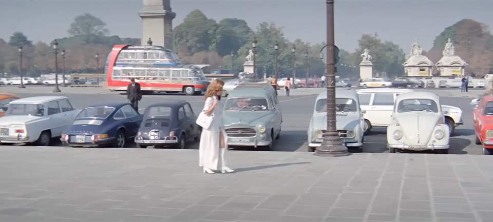 Volkswagen De Luxe