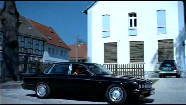 Jaguar XJ12