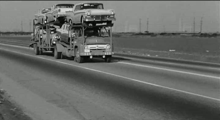 Ford Fairlane 500 Sunliner