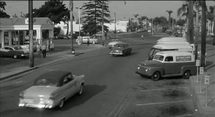 Ford Fairlane Sunliner