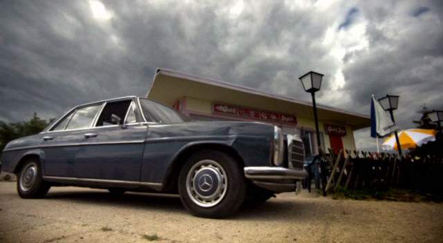 Mercedes-Benz 200
