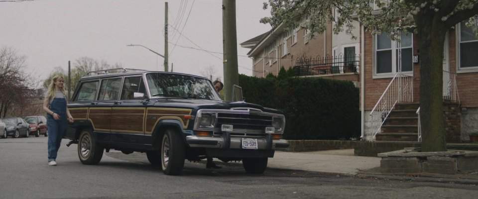 Jeep Grand Wagoneer