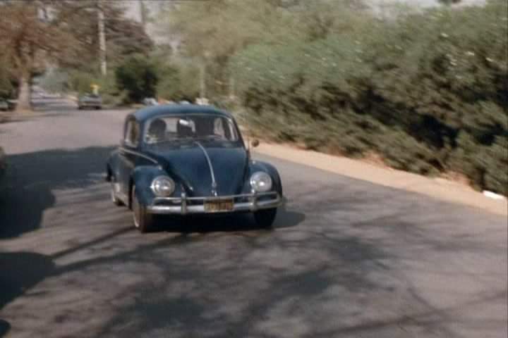 Volkswagen De Luxe Sedan