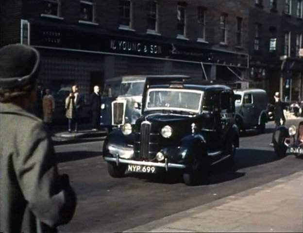 1954 Austin FX3 Taxi in Lost