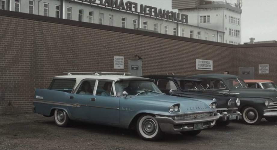 Chrysler New Yorker Town & Country