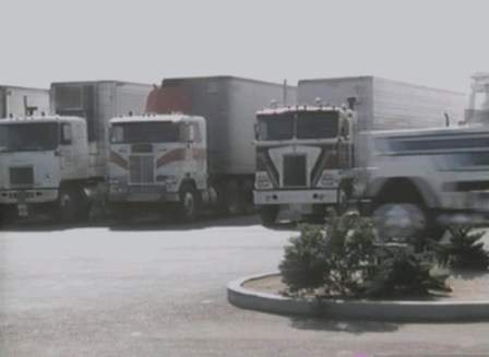 Freightliner FLT