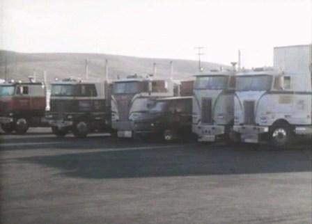 Peterbilt 352