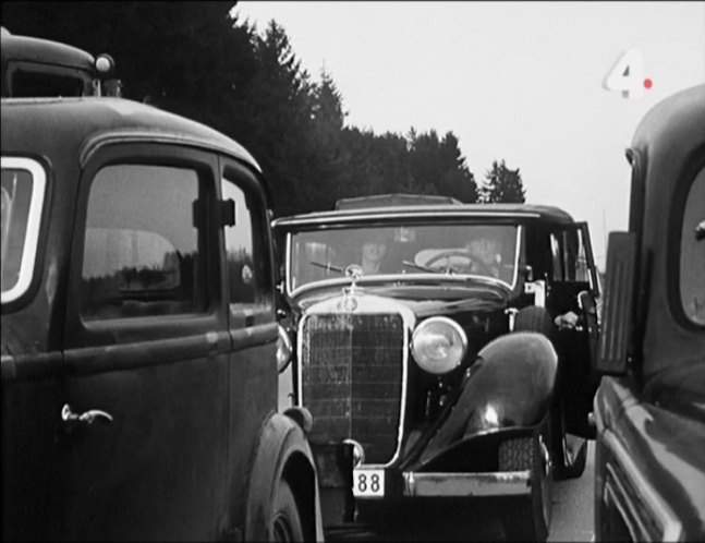 Mercedes-Benz 230 Lang