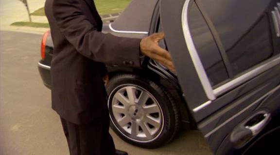 Lincoln Town Car Stretched Limousine