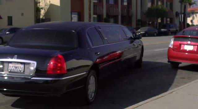 Lincoln Town Car Stretched Limousine